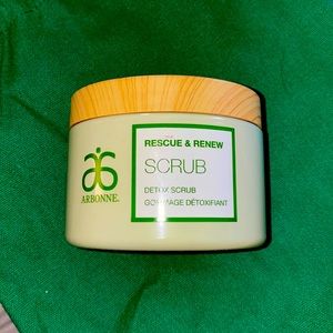 Arbonne Rescue and renew scrub